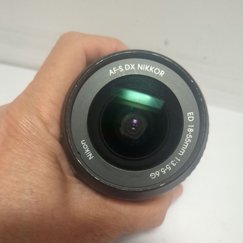 Nikon Nikkor AF-S 18-55mm f3.5-5.6 G ED DX SWM Lens AFS - Picture 6 of 8